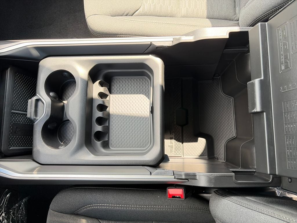 2027 RAM 1500 Big Horn/Lone Star