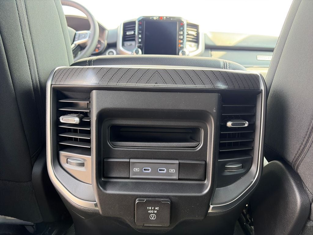 2027 RAM 1500 Big Horn/Lone Star