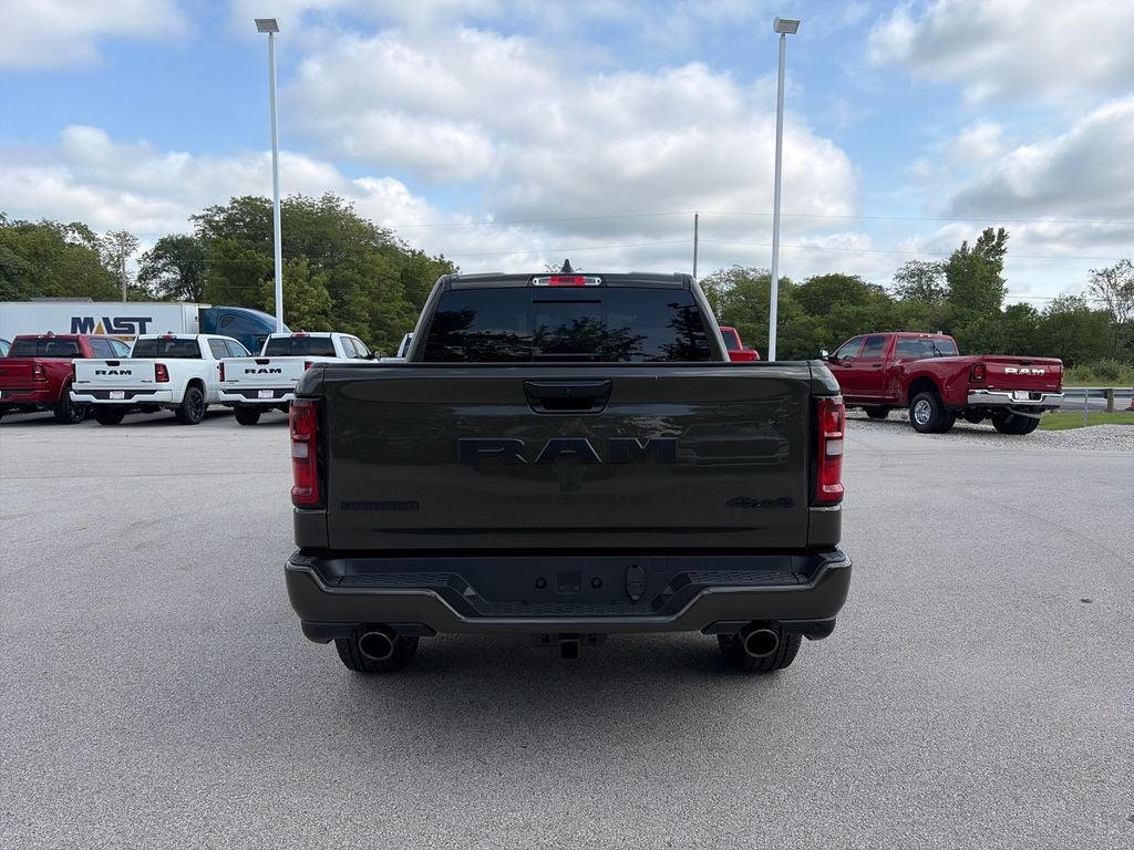 2027 RAM 1500 Big Horn/Lone Star