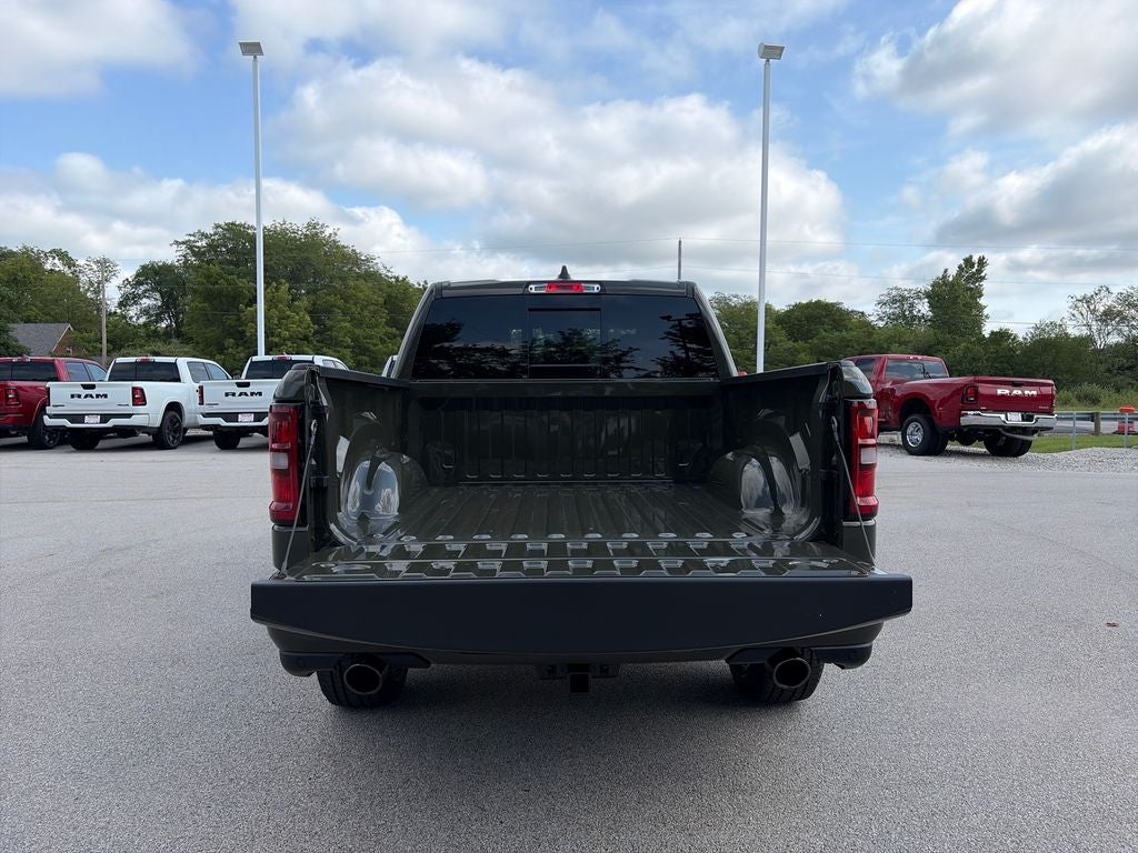2027 RAM 1500 Big Horn/Lone Star