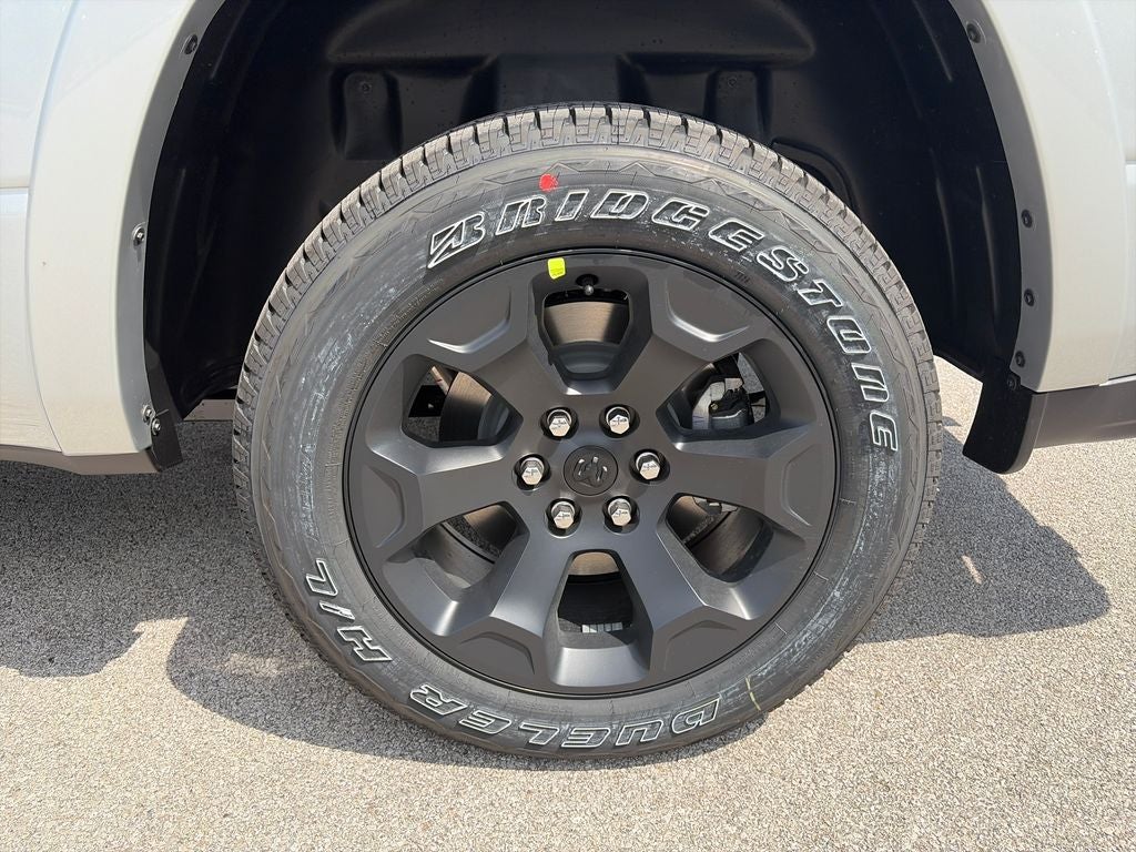 2027 RAM 1500 Big Horn/Lone Star