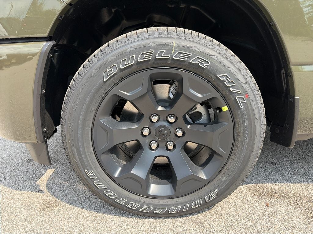 2027 RAM 1500 Big Horn/Lone Star