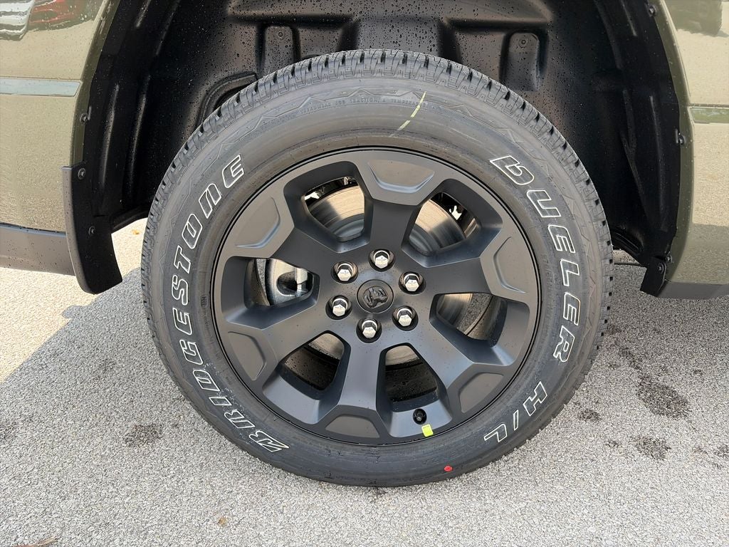 2027 RAM 1500 Big Horn/Lone Star