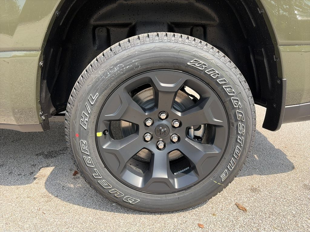 2027 RAM 1500 Big Horn/Lone Star