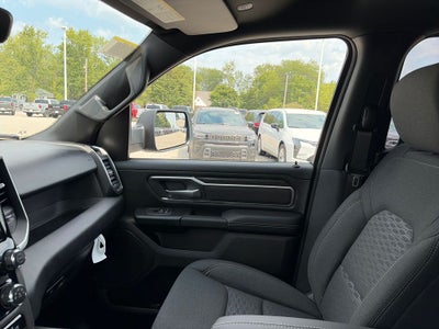 2027 RAM 1500 Big Horn/Lone Star