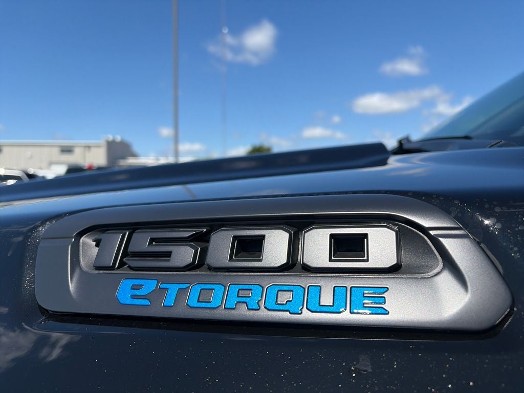 2027 RAM 1500 Big Horn/Lone Star