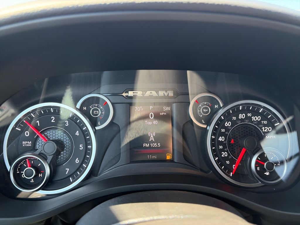 2027 RAM 1500 Big Horn/Lone Star