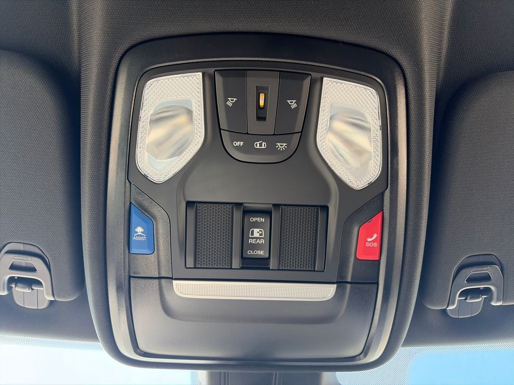 2027 RAM 1500 Big Horn/Lone Star