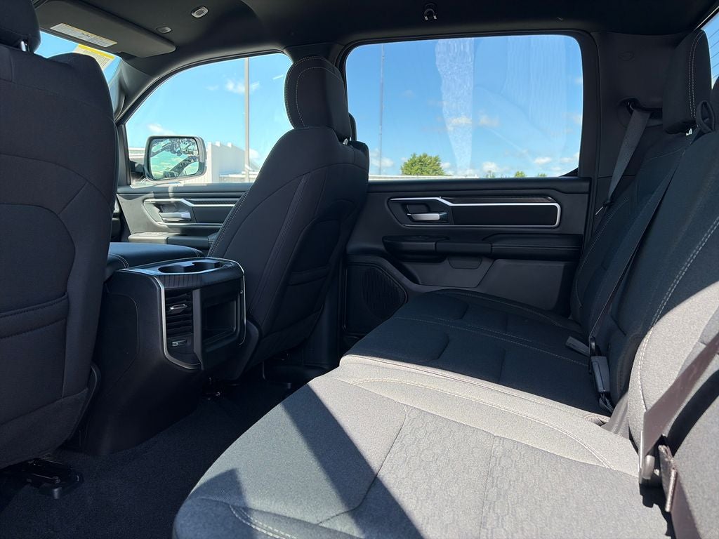 2027 RAM 1500 Big Horn/Lone Star