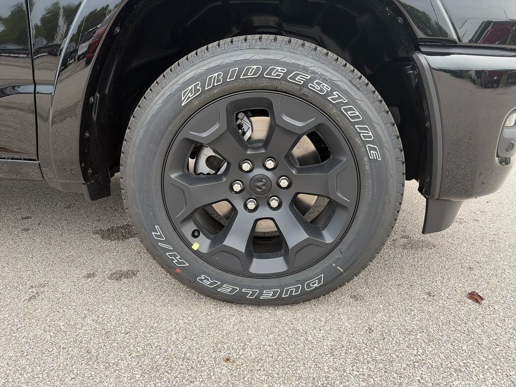 2027 RAM 1500 Big Horn/Lone Star