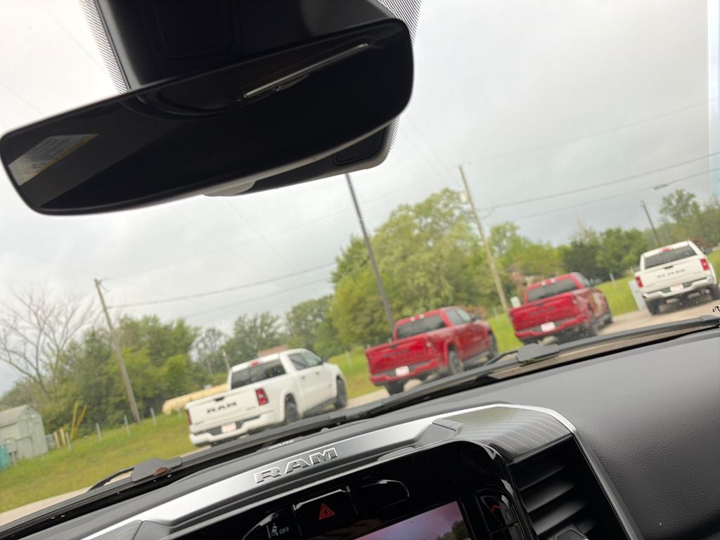 2027 RAM 1500 Big Horn/Lone Star