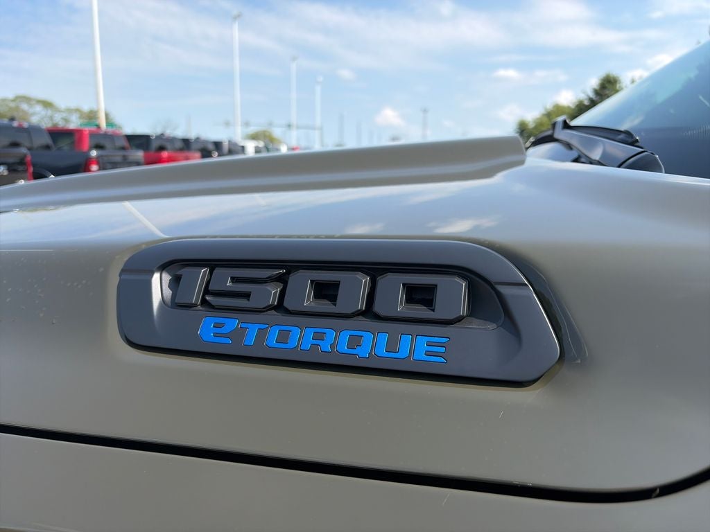 2027 RAM 1500 Big Horn/Lone Star