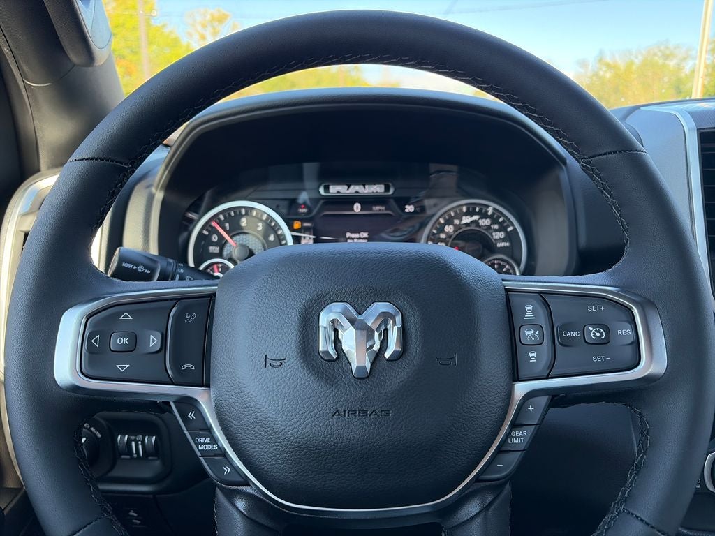 2027 RAM 1500 Big Horn/Lone Star