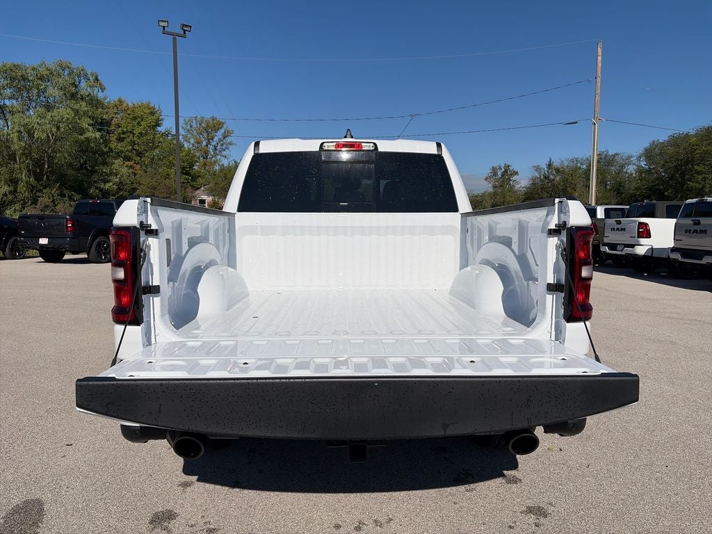 2027 RAM 1500 Big Horn/Lone Star