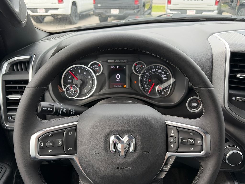2027 RAM 1500 Big Horn/Lone Star