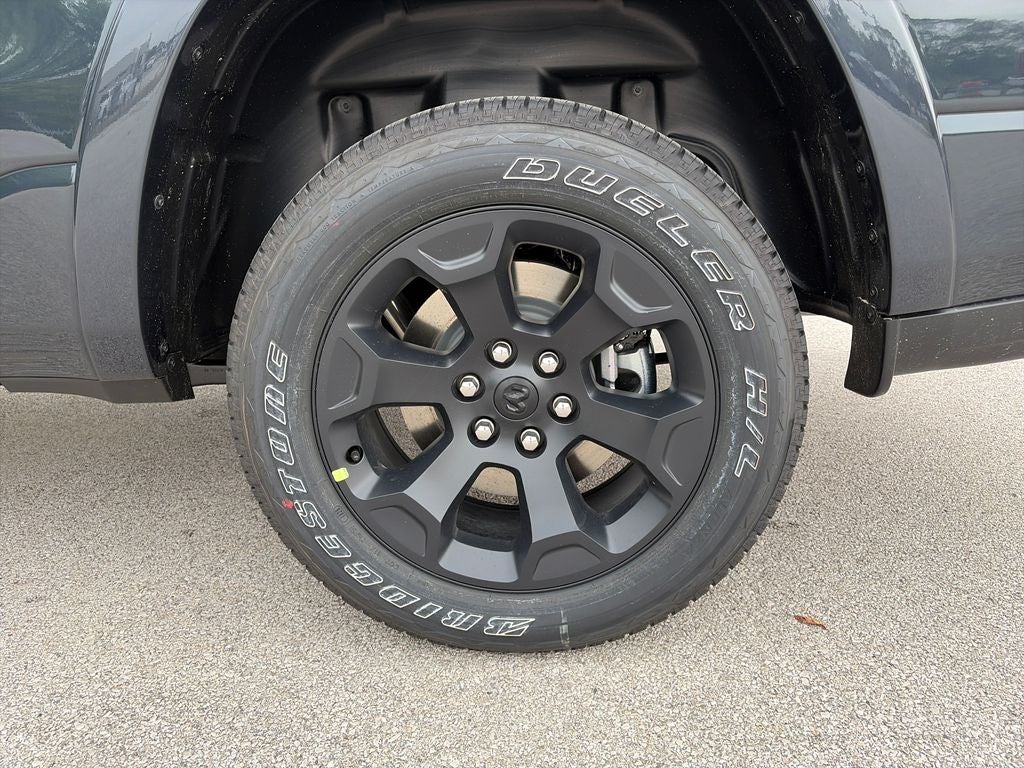 2027 RAM 1500 Big Horn/Lone Star
