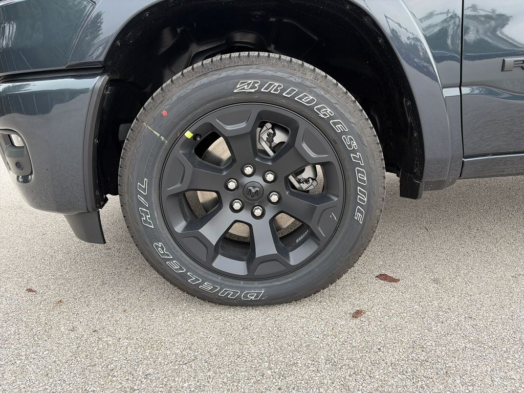 2027 RAM 1500 Big Horn/Lone Star