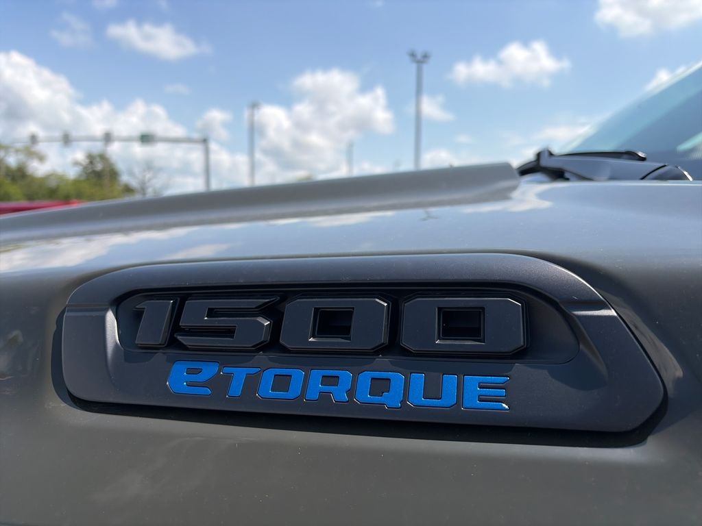 2027 RAM 1500 Big Horn/Lone Star