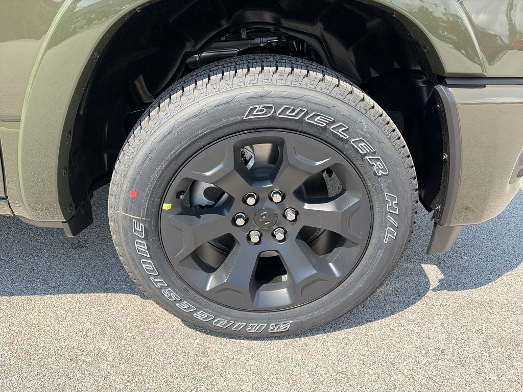 2027 RAM 1500 Big Horn/Lone Star