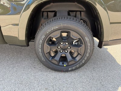 2027 RAM 1500 Big Horn/Lone Star
