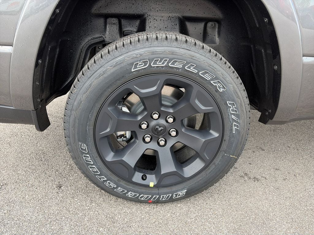 2027 RAM 1500 Big Horn/Lone Star