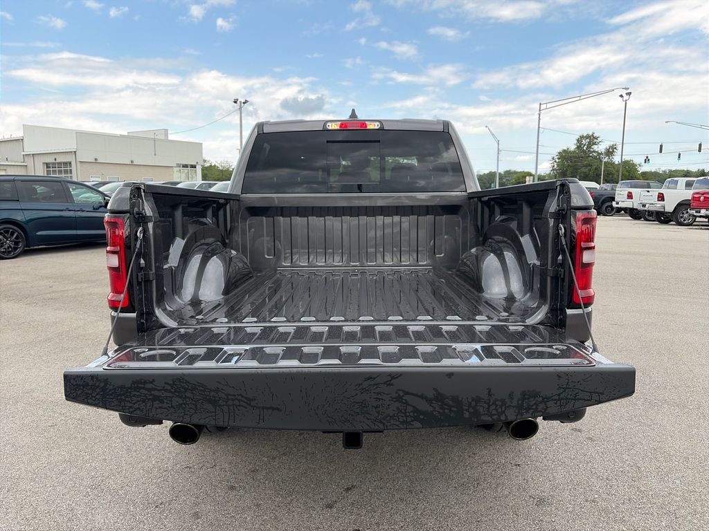 2027 RAM 1500 Big Horn/Lone Star
