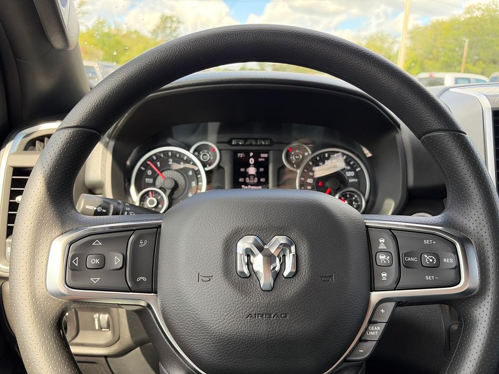 2027 RAM 1500 Big Horn/Lone Star