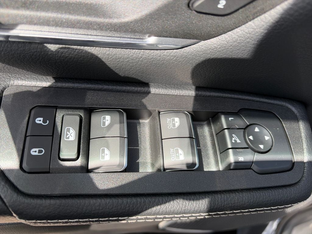 2027 RAM 1500 Laramie
