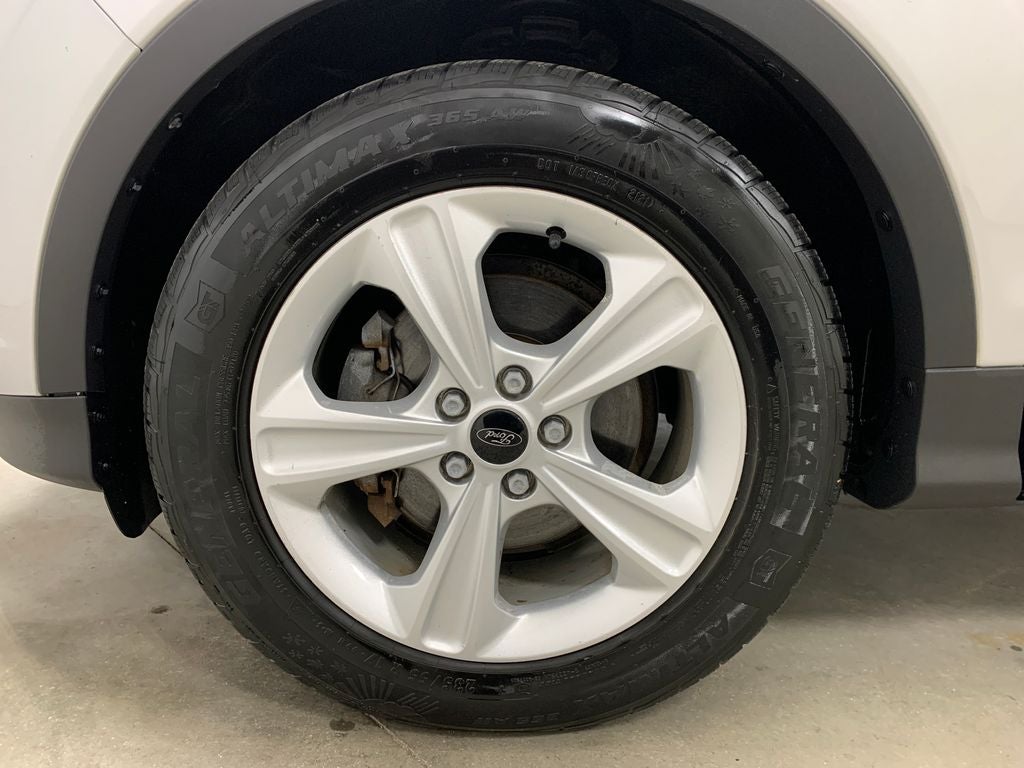 Used 2015 Ford Escape SE with VIN 1FMCU0GX1FUA40220 for sale in Woodville, OH