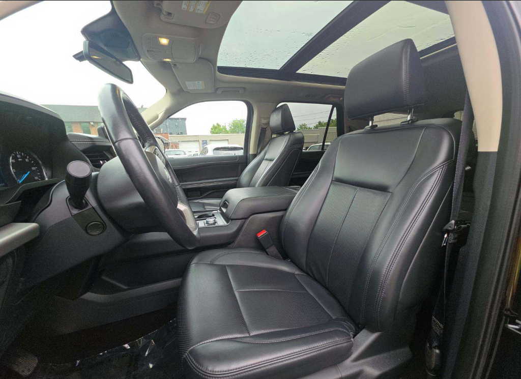 2023 Ford Expedition XLT