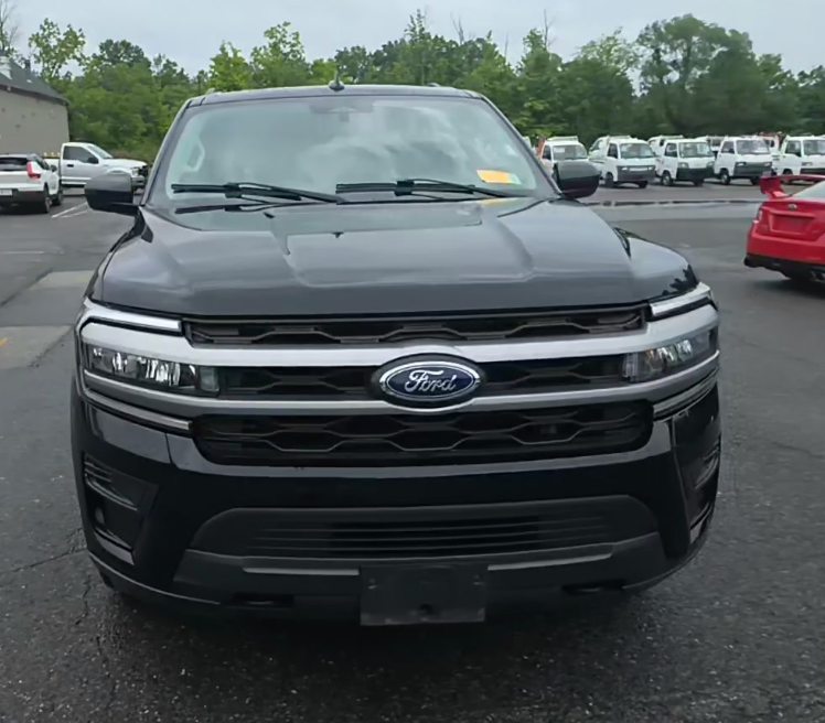 2023 Ford Expedition XLT