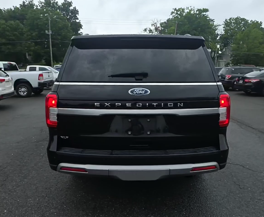2023 Ford Expedition XLT