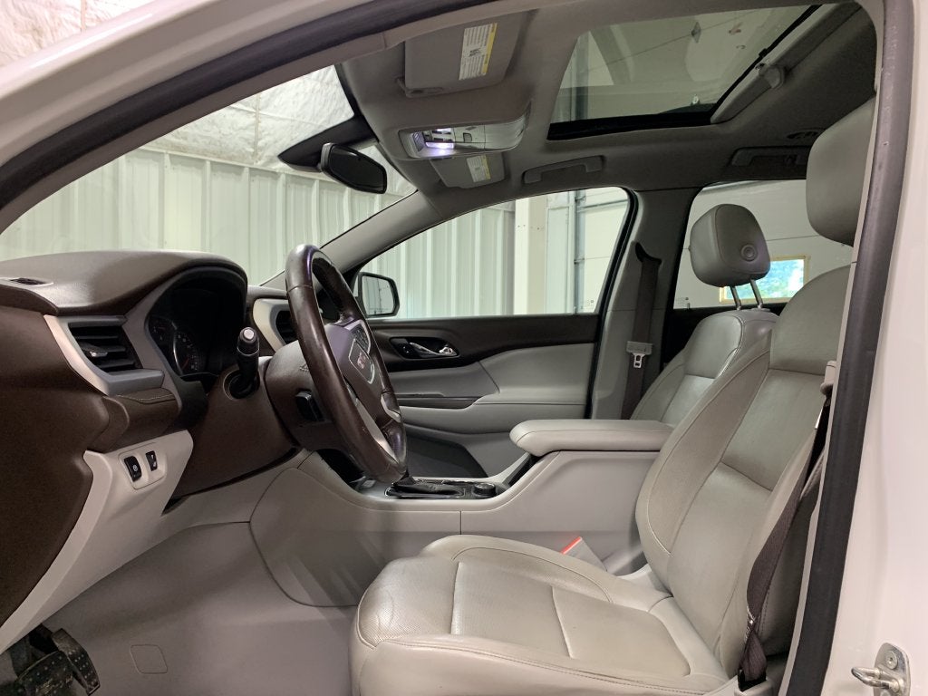 2017 GMC Acadia SLT-1