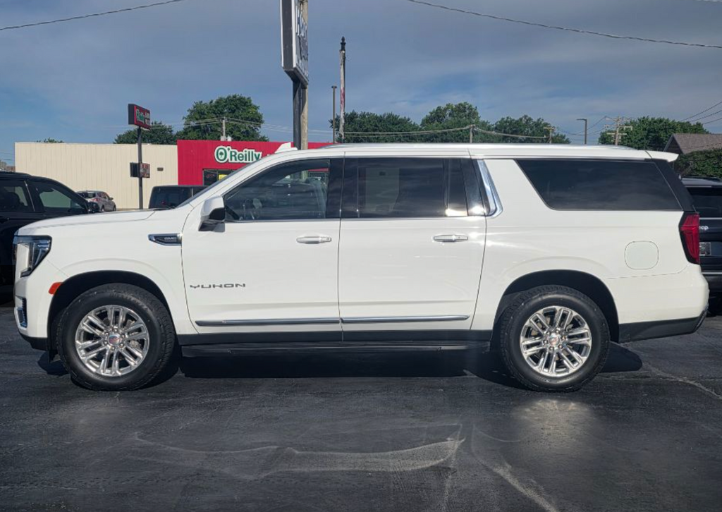 2023 GMC Yukon XL SLT