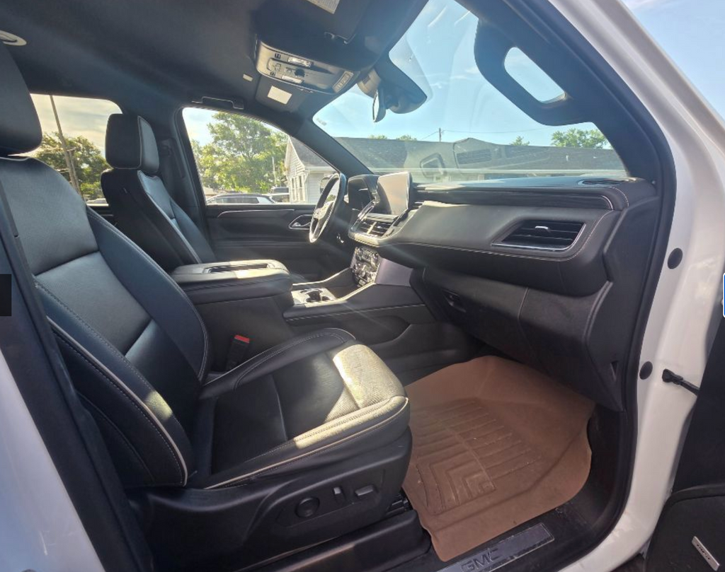 2023 GMC Yukon XL SLT