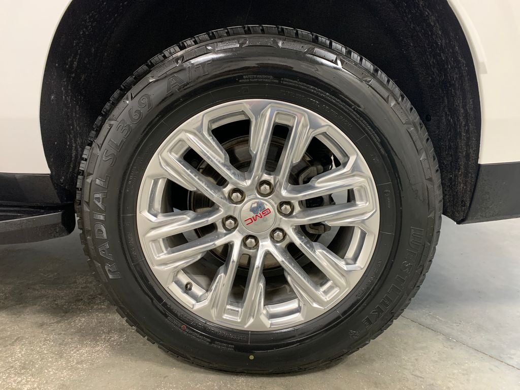 2023 GMC Yukon XL SLT