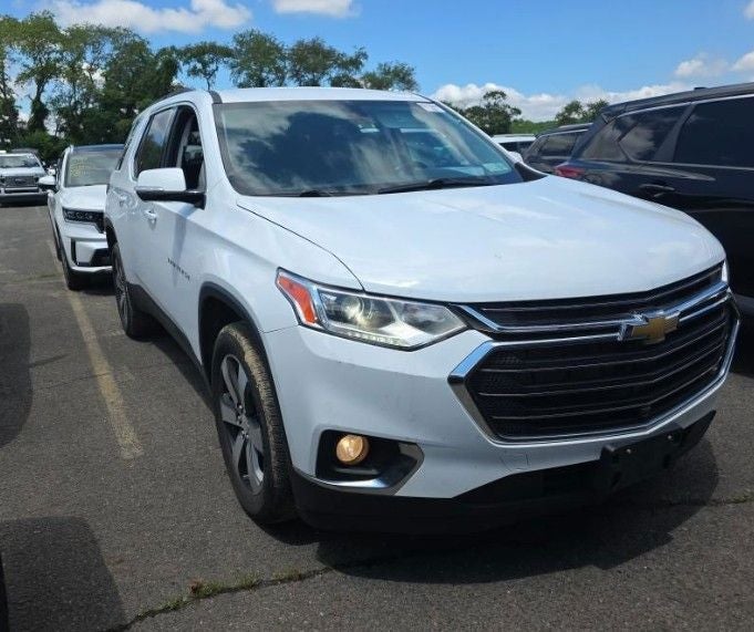 Used 2020 Chevrolet Traverse 3LT with VIN 1GNEVHKW5LJ215614 for sale in Woodville, OH