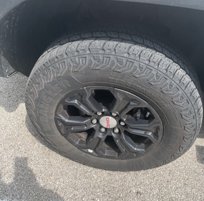 2024 GMC Canyon Elevation