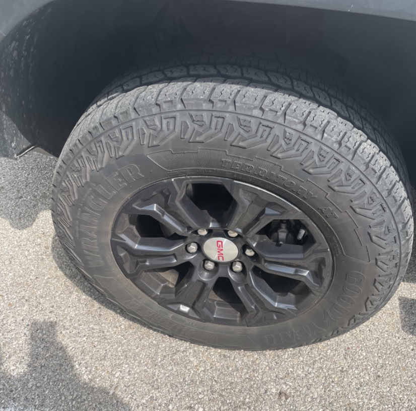 2024 GMC Canyon Elevation