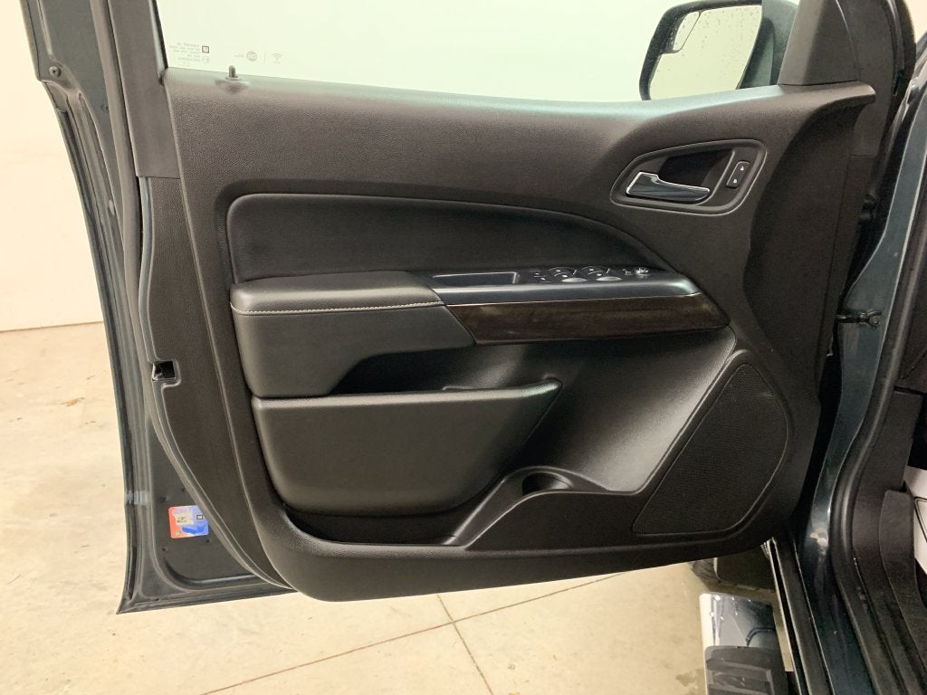 2017 GMC Canyon SLT