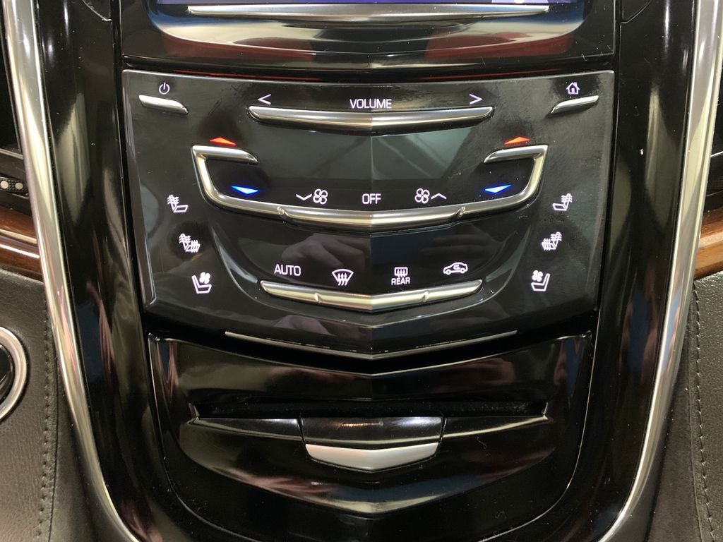 2016 Cadillac Escalade Luxury