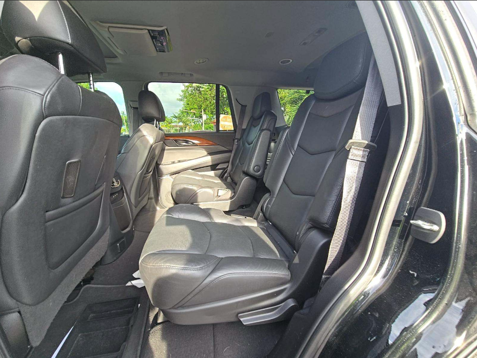 2019 Cadillac Escalade Luxury