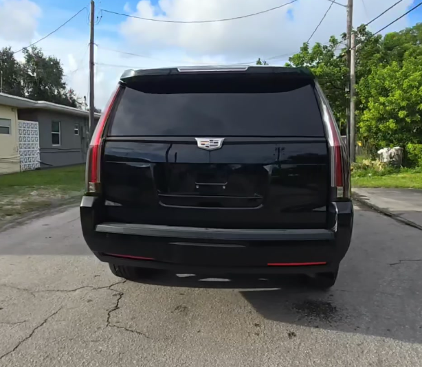 2019 Cadillac Escalade Luxury