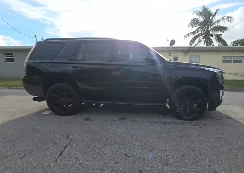 2019 Cadillac Escalade Luxury