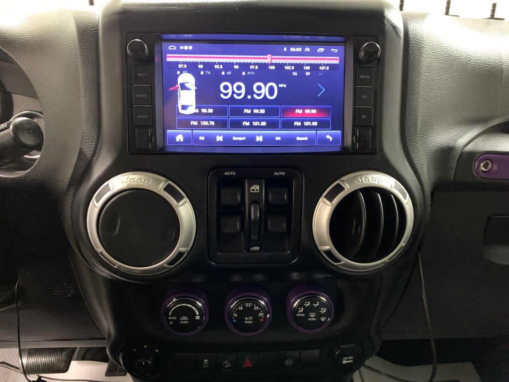 2011 Jeep Wrangler Unlimited Sahara