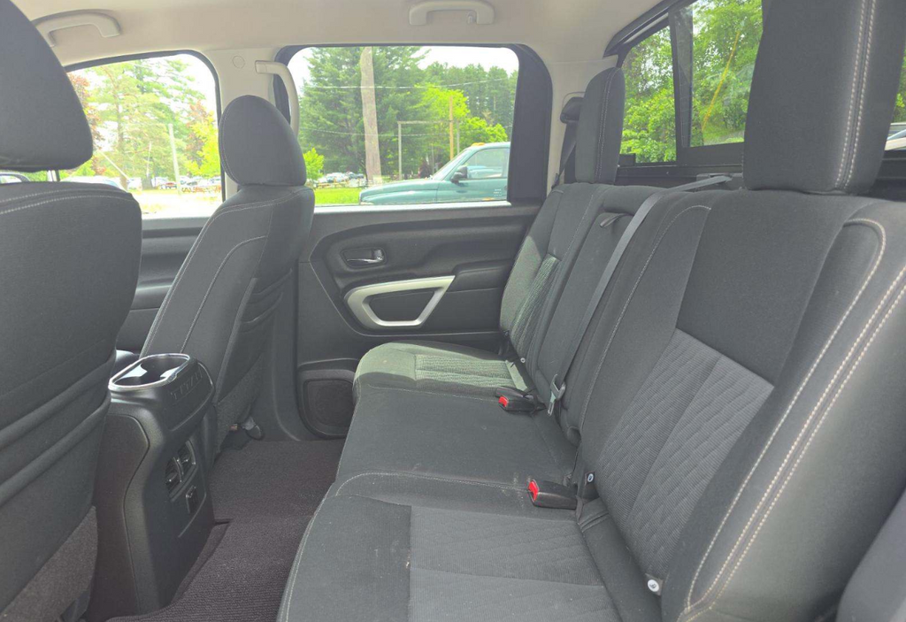 2018 Nissan Titan SV