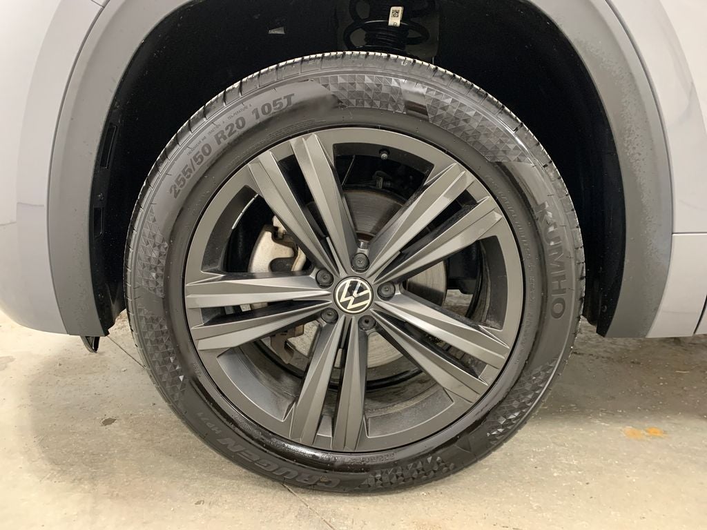 2022 Volkswagen Atlas Cross Sport 2.0T SEL R-Line