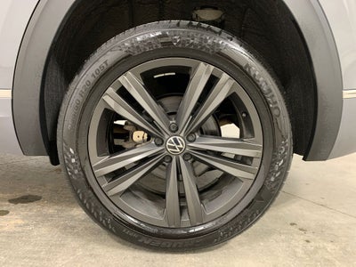 2022 Volkswagen Atlas Cross Sport 2.0T SEL R-Line