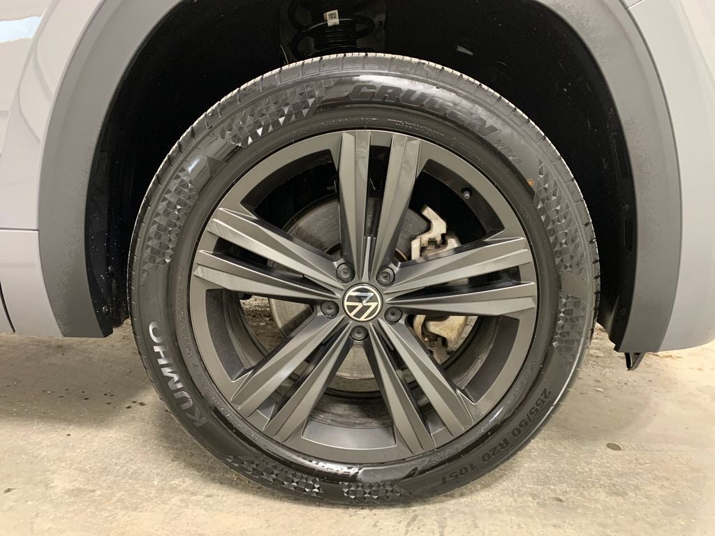 2022 Volkswagen Atlas Cross Sport 2.0T SEL R-Line