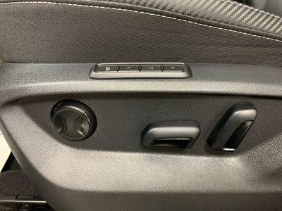 2022 Volkswagen Atlas Cross Sport 2.0T SEL R-Line